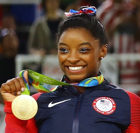 simone biles 2022.